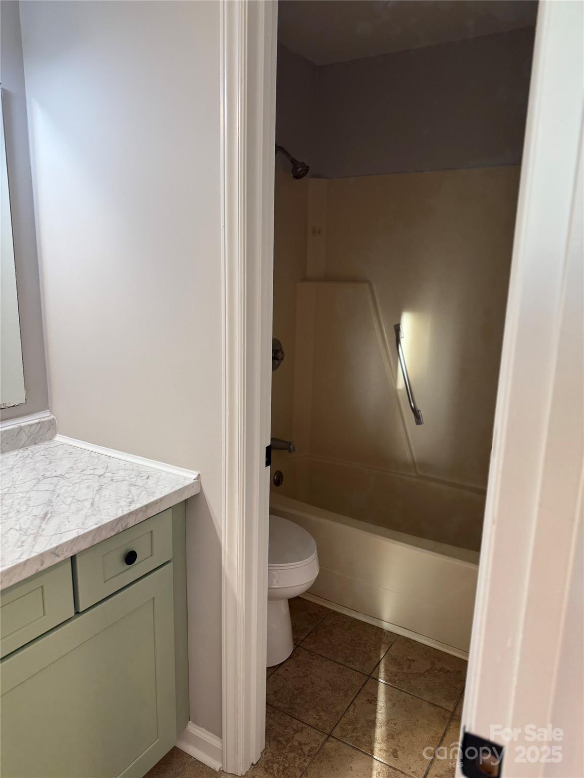 1704 Knightbridge Drive Newton NC 28658