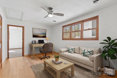 207 Cedarview Drive Asheville NC 28803