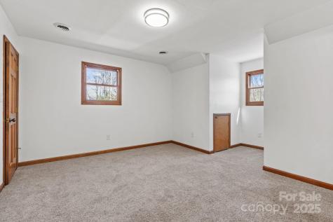 207 Cedarview Drive Asheville NC 28803