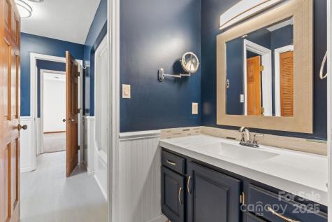 207 Cedarview Drive Asheville NC 28803