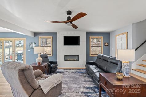 207 Cedarview Drive Asheville NC 28803