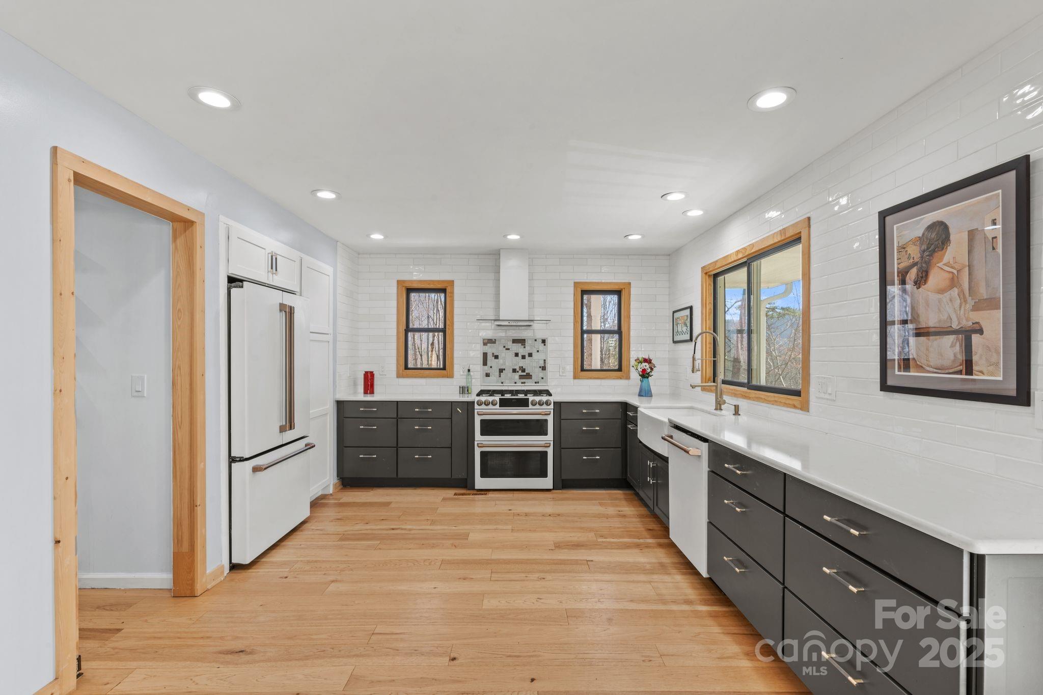 207 Cedarview Drive Asheville NC 28803