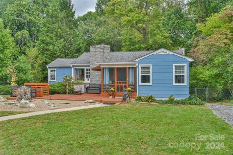 20 Lynnstone Court Asheville NC 28805