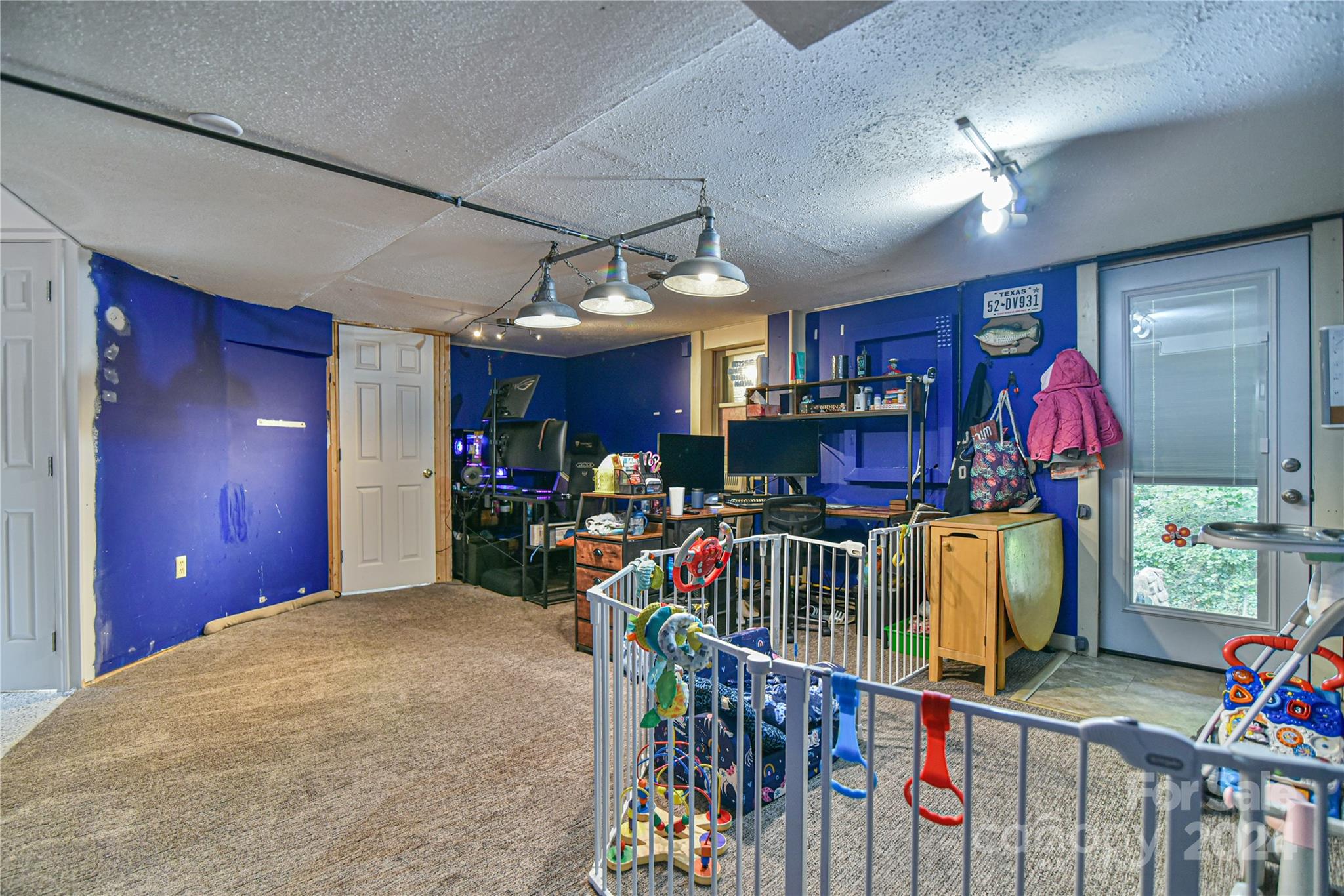 20 Lynnstone Court Asheville NC 28805