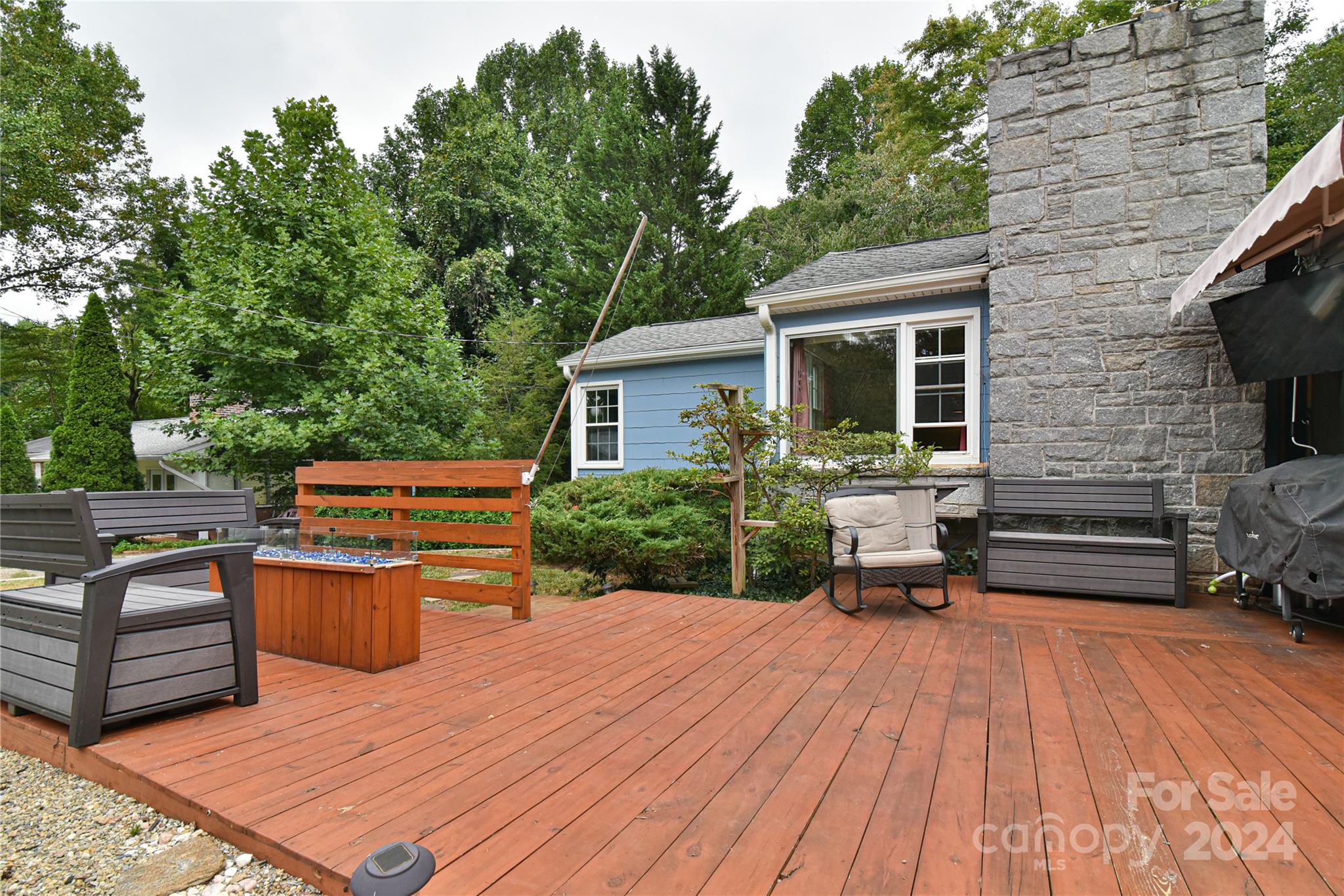 20 Lynnstone Court Asheville NC 28805