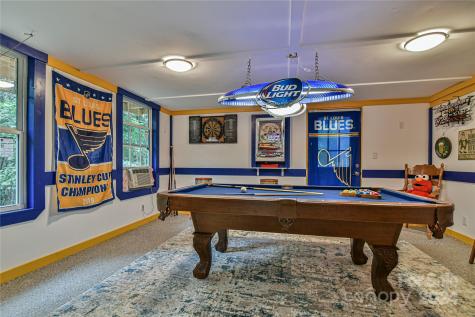 20 Lynnstone Court Asheville NC 28805