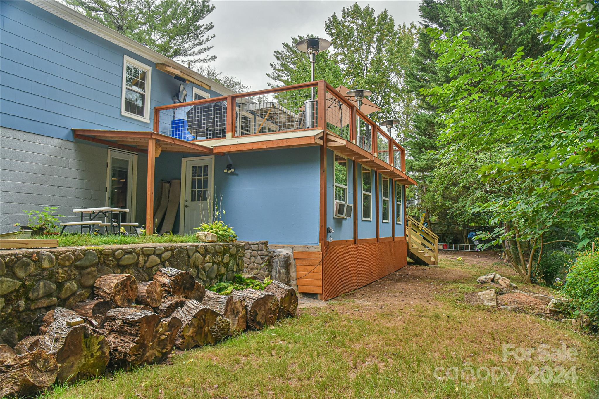 20 Lynnstone Court Asheville NC 28805