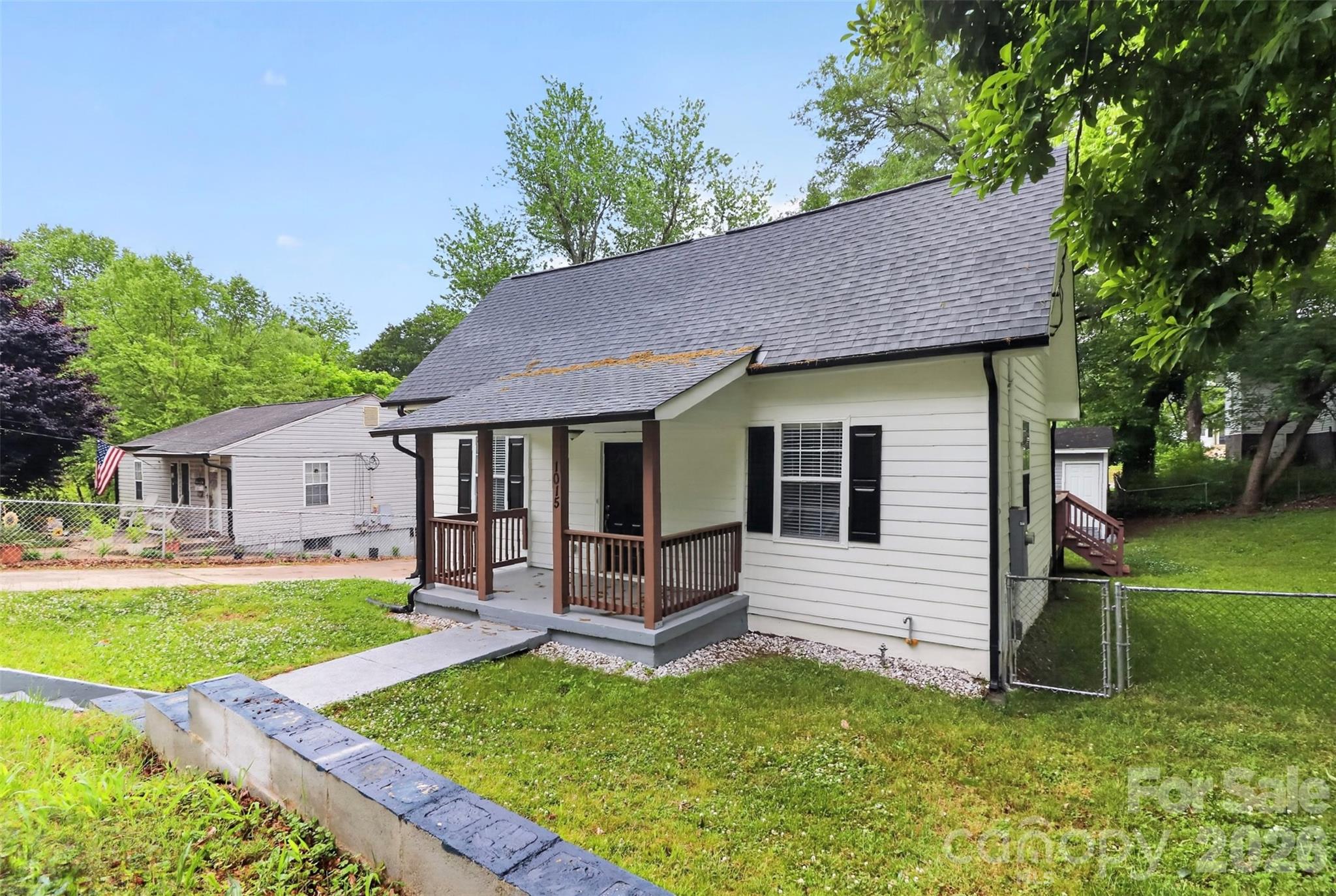1015 W 4th Avenue Gastonia NC 28052