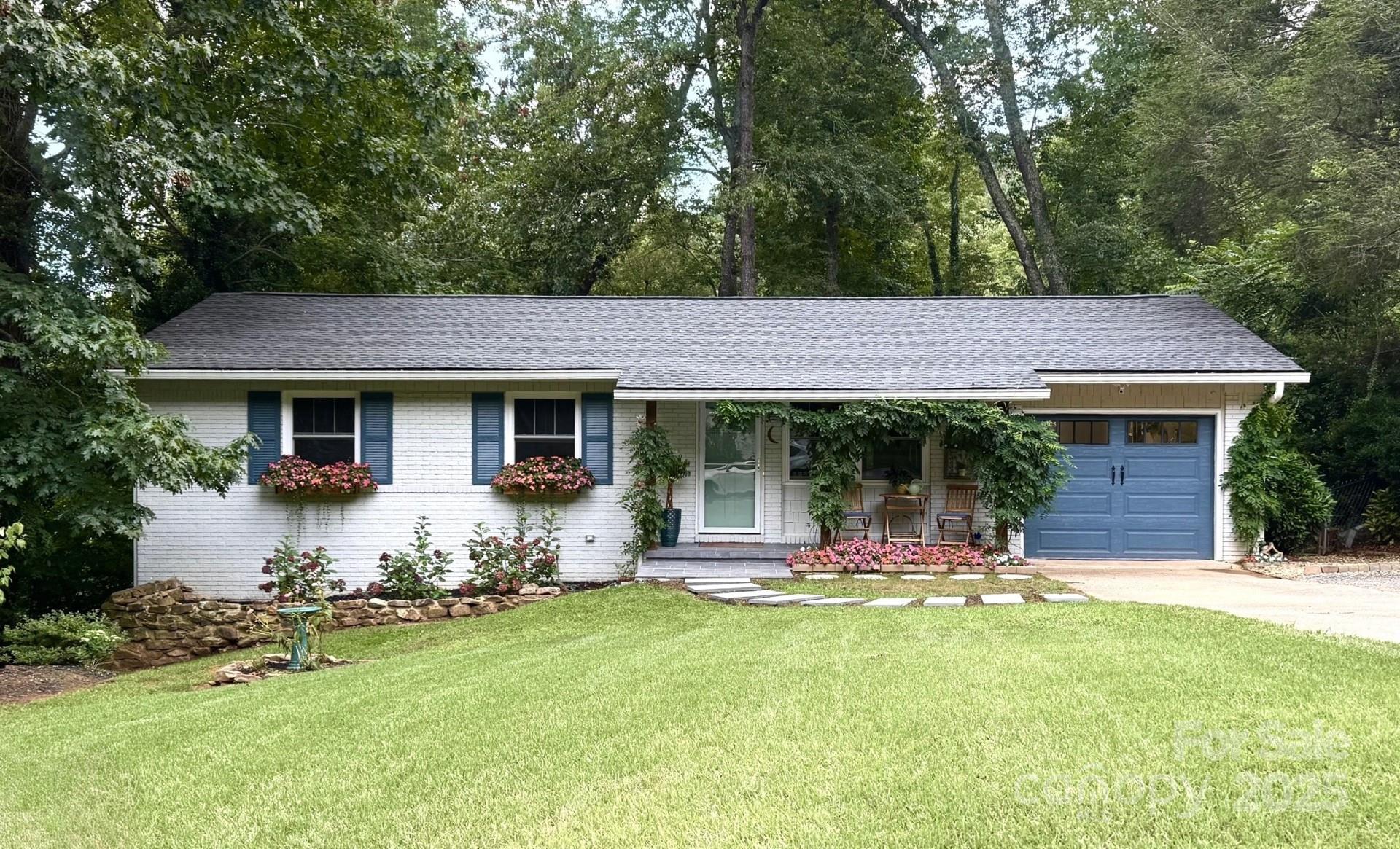 36 Clement Drive Asheville NC 28805