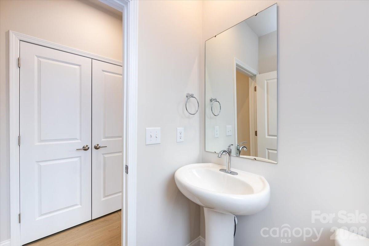 8030 Cedarsmith Court Charlotte NC 28217