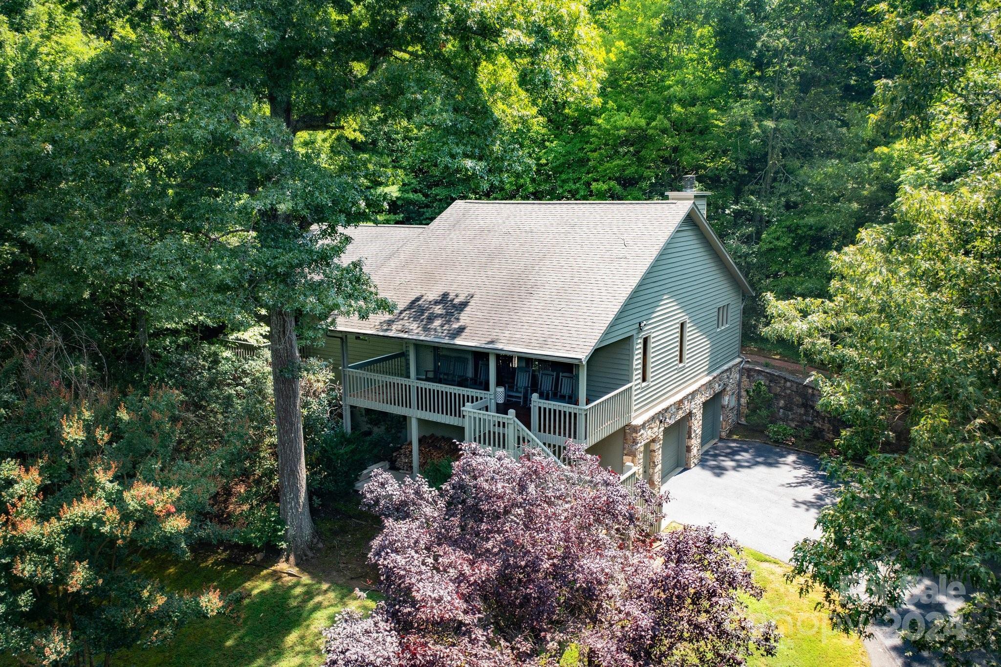 135 Woodburn Drive Swannanoa NC 28778