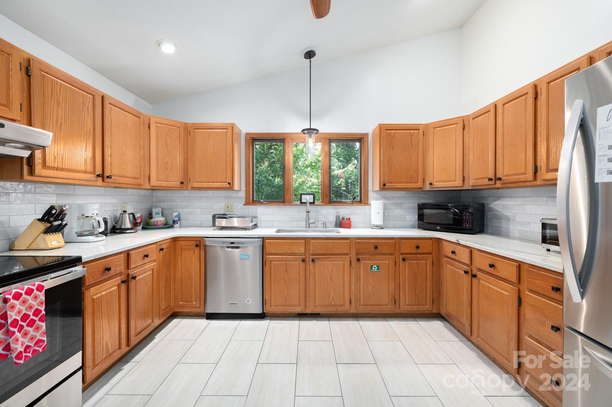 135 Woodburn Drive Swannanoa NC 28778