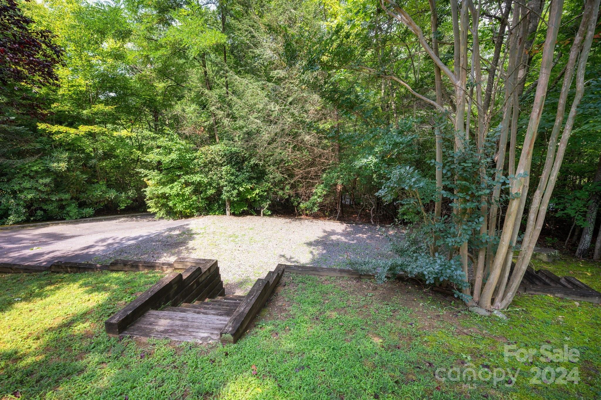 135 Woodburn Drive Swannanoa NC 28778