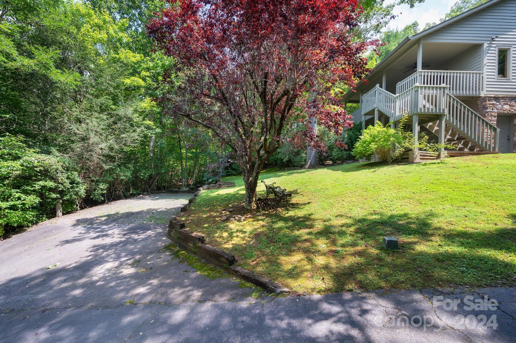 135 Woodburn Drive Swannanoa NC 28778