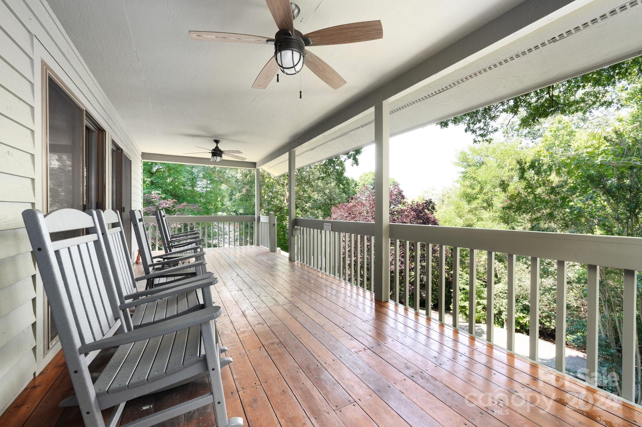 135 Woodburn Drive Swannanoa NC 28778
