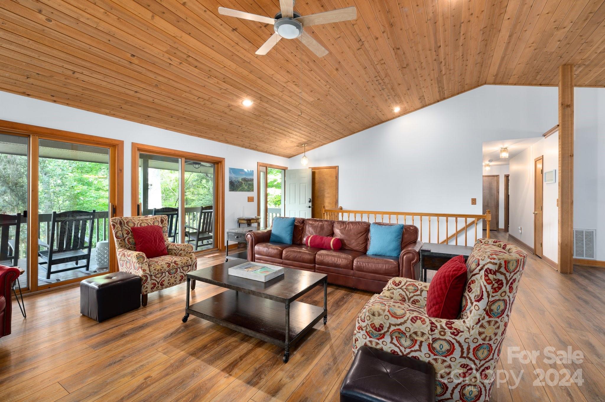 135 Woodburn Drive Swannanoa NC 28778