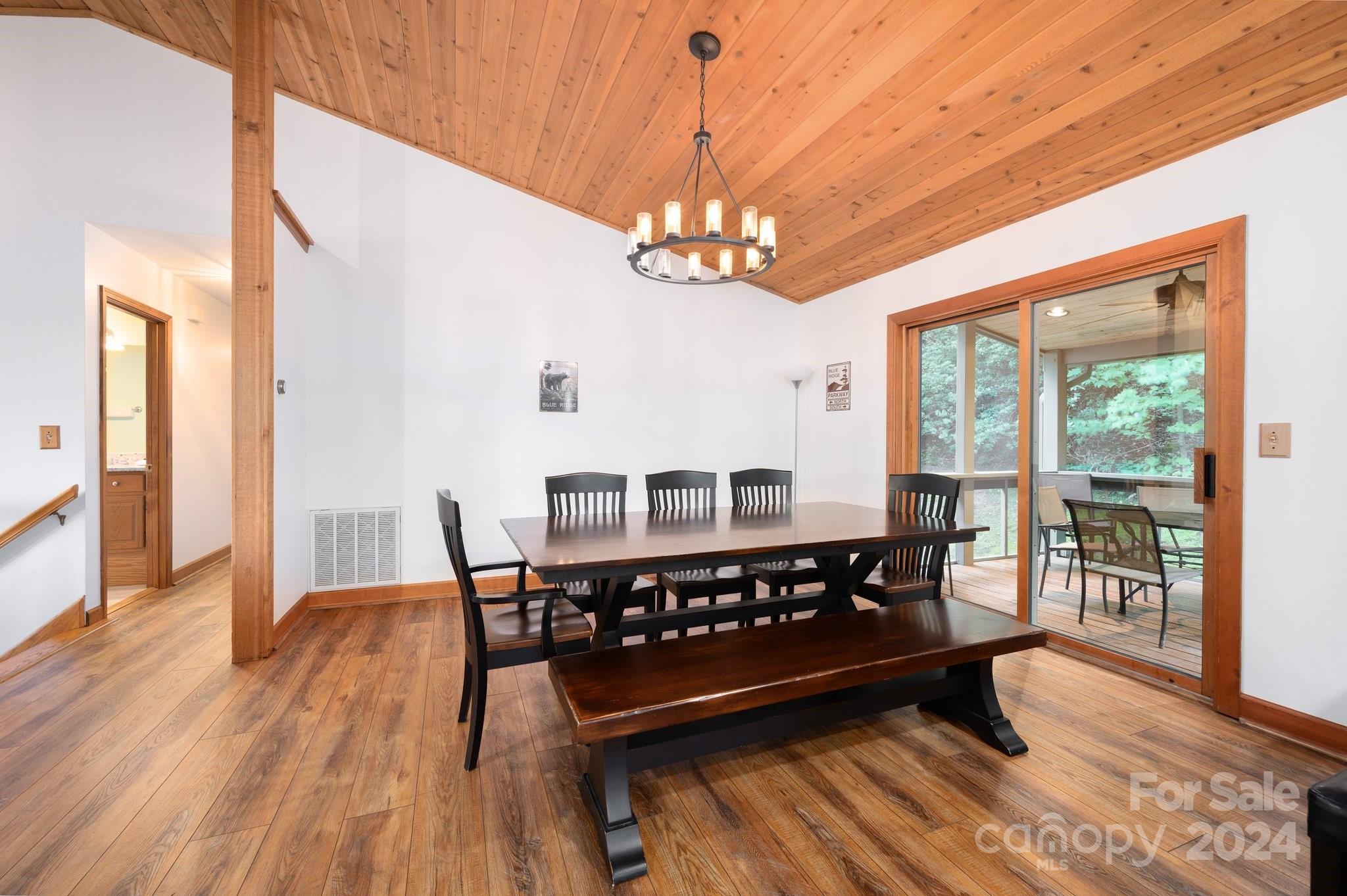 135 Woodburn Drive Swannanoa NC 28778