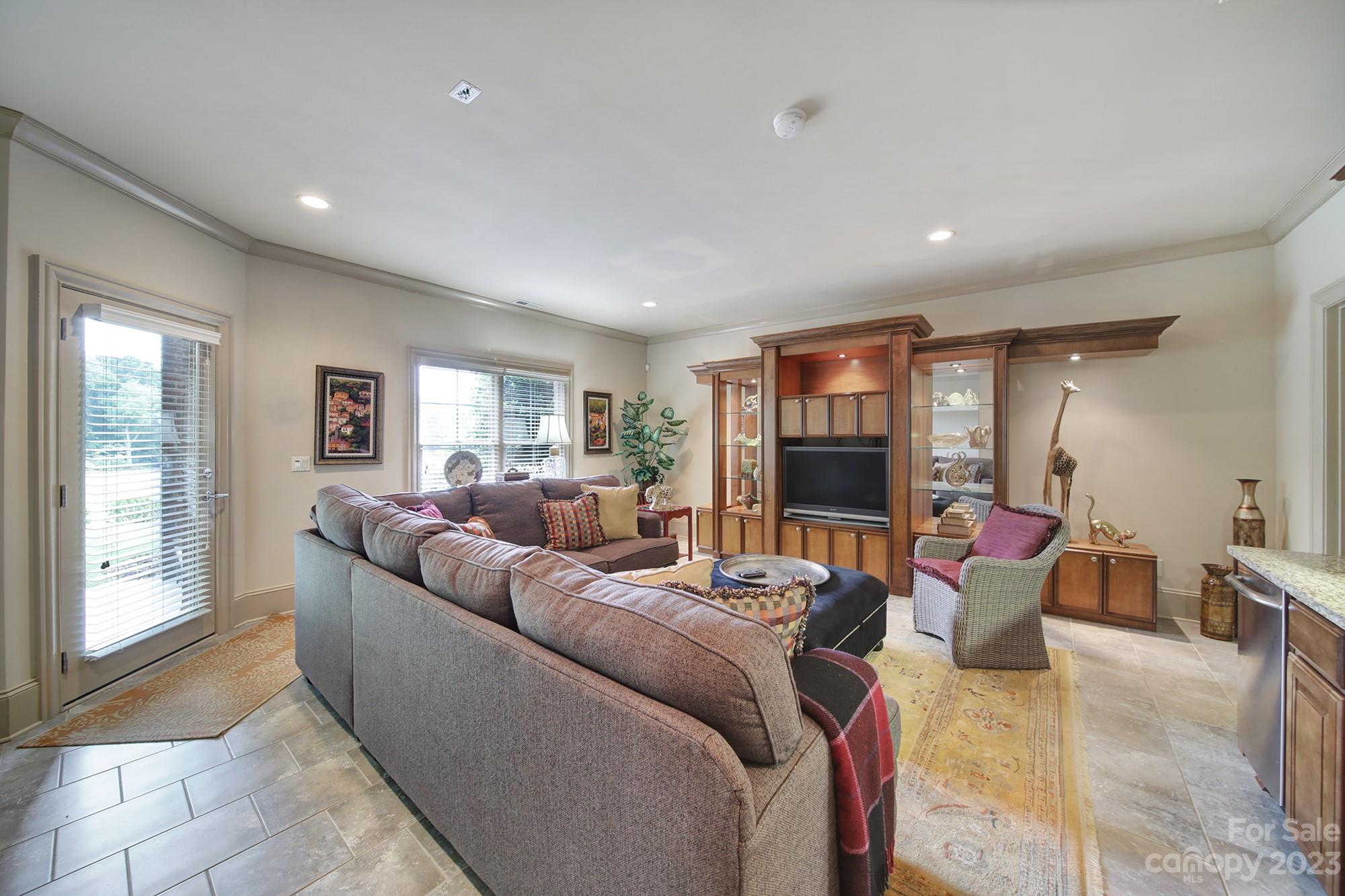 6403 Fairway Row Lane Charlotte NC 28277