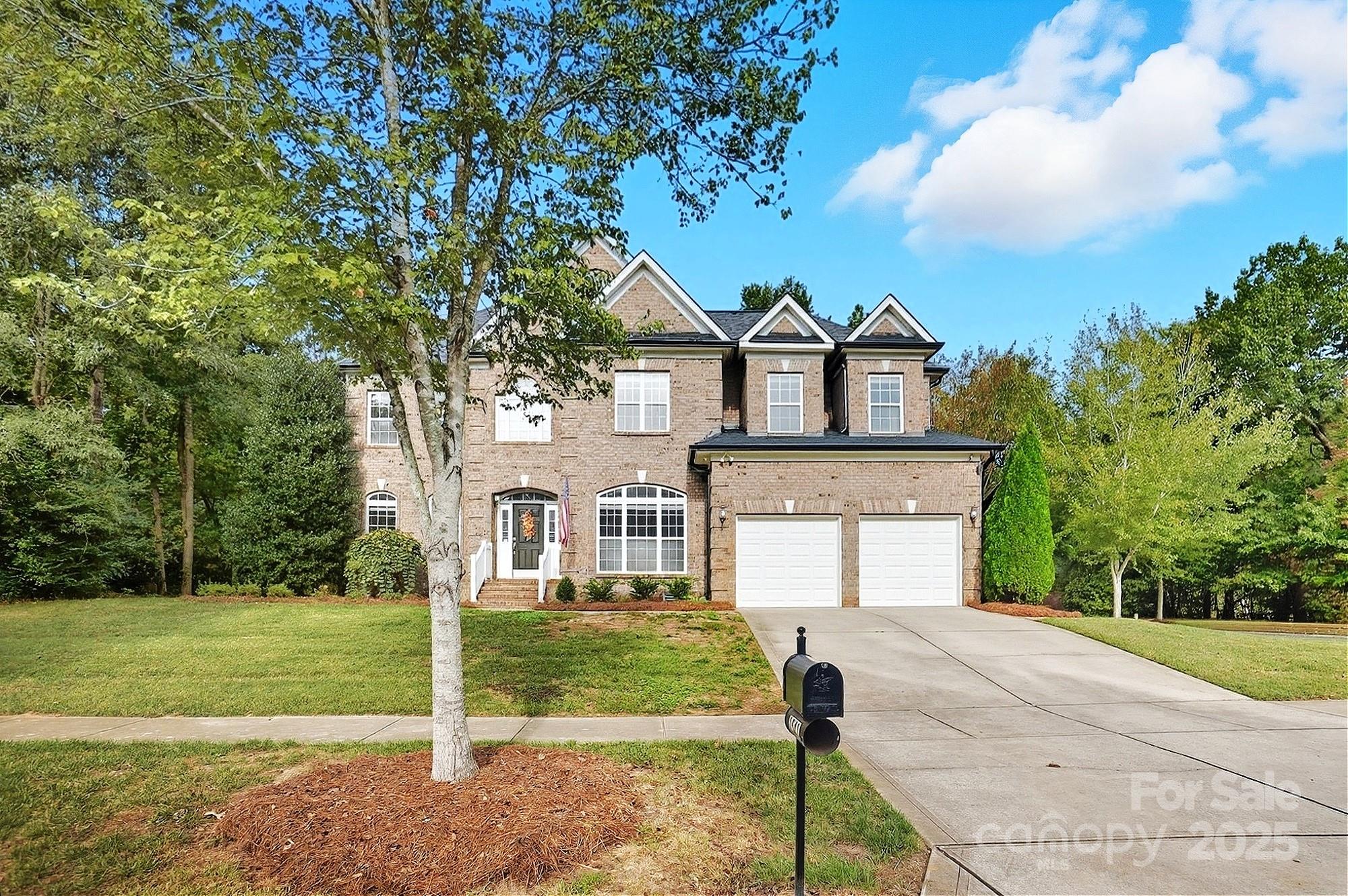 1541 Golden Rain Drive Matthews NC 28104