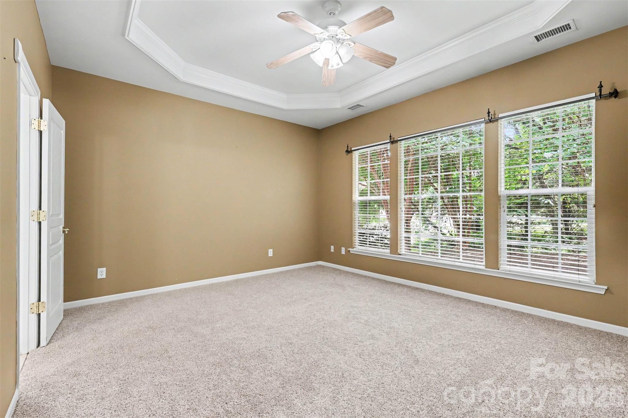 8708 Heron Glen Drive Charlotte NC 28269