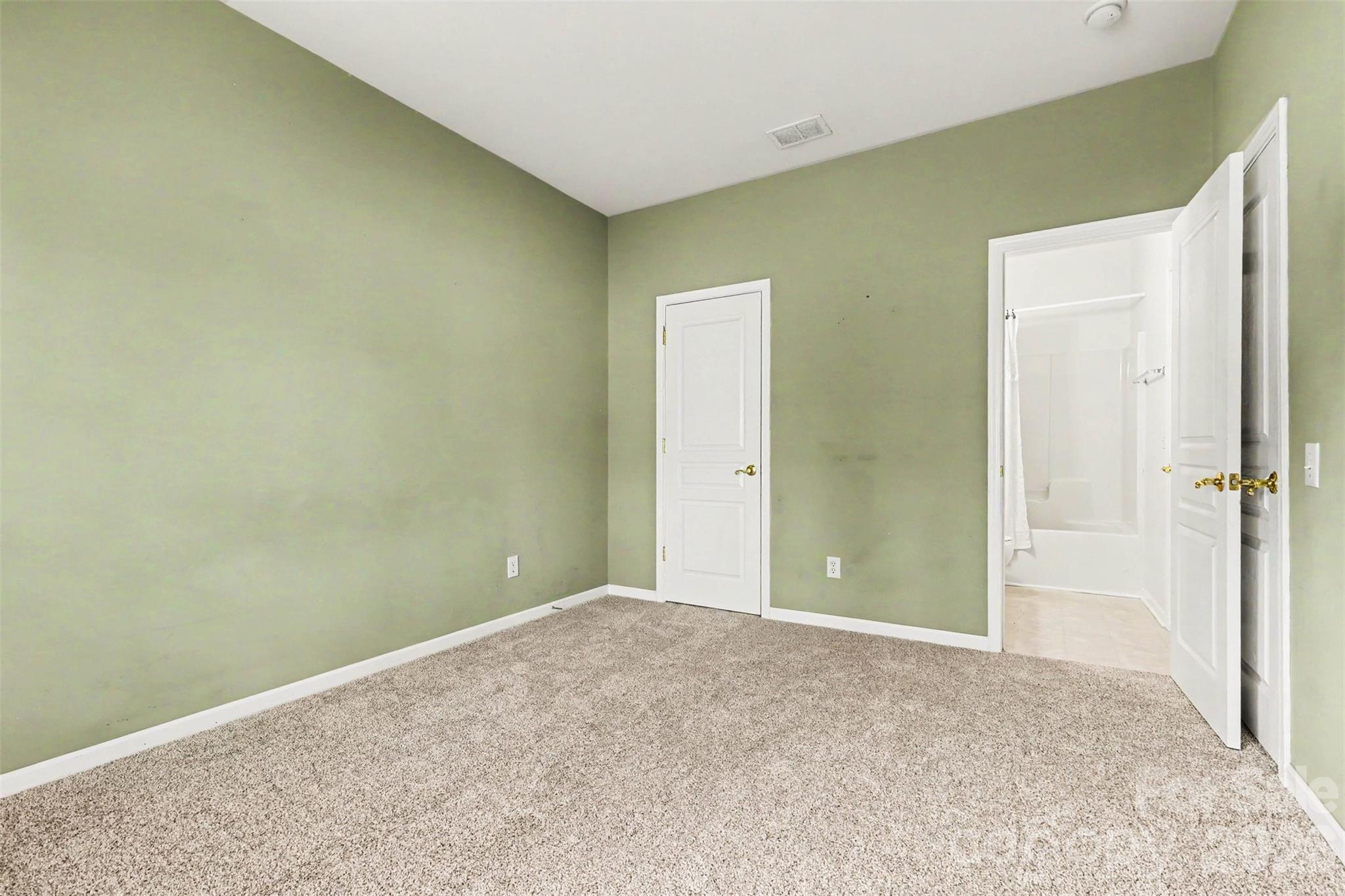 8708 Heron Glen Drive Charlotte NC 28269
