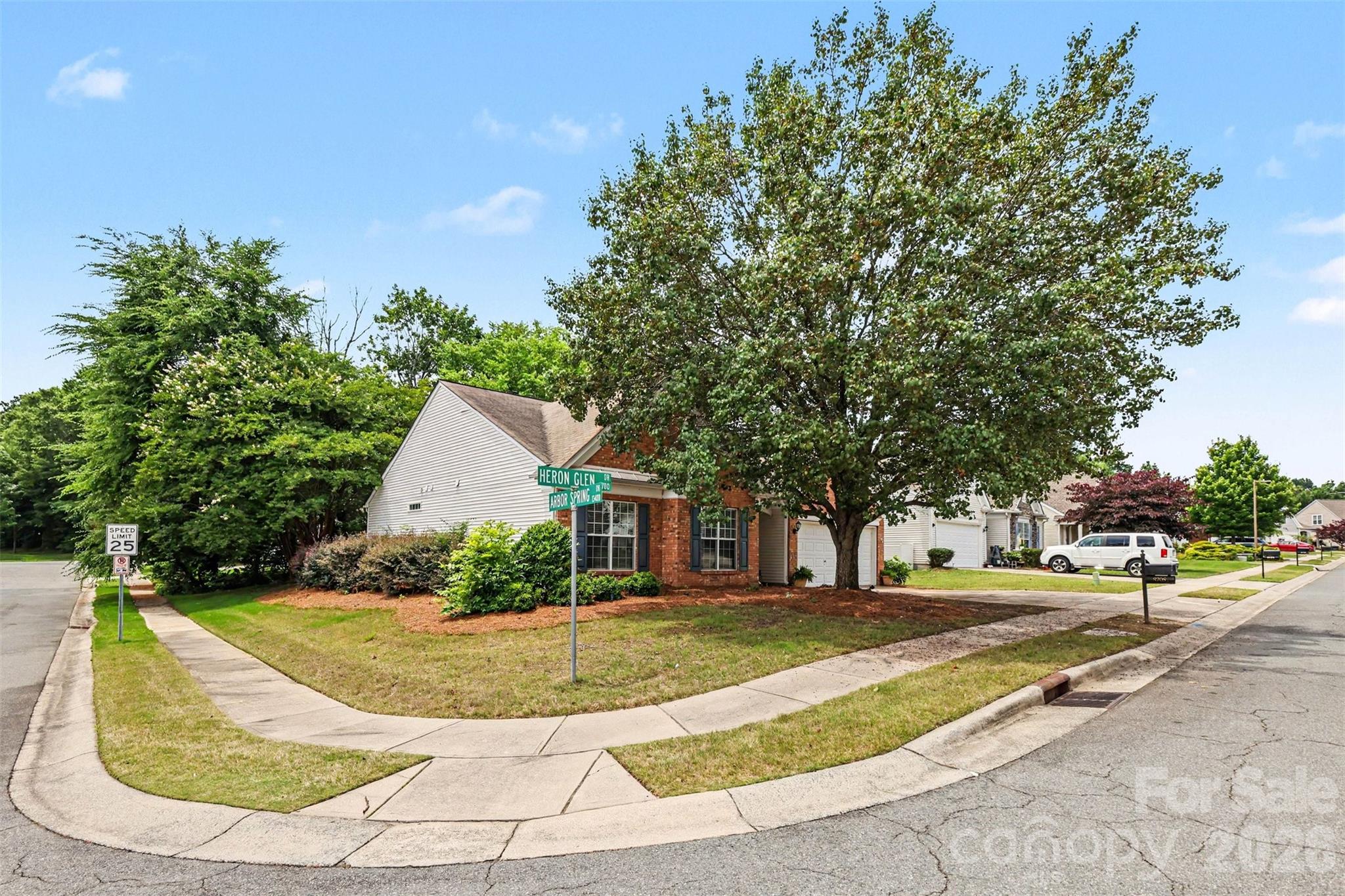 8708 Heron Glen Drive Charlotte NC 28269