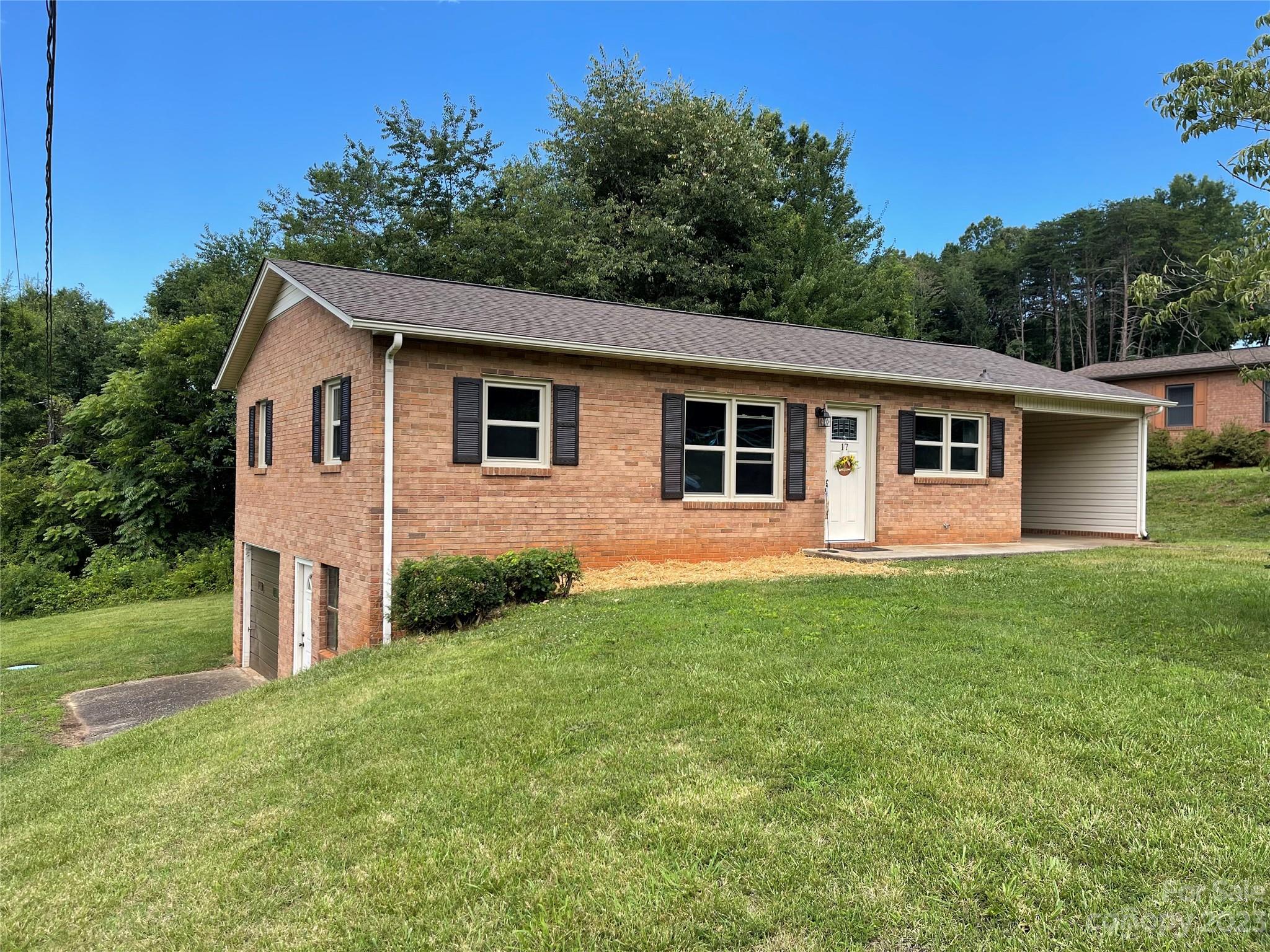17 Hayden Burke Lane Taylorsville NC 28681