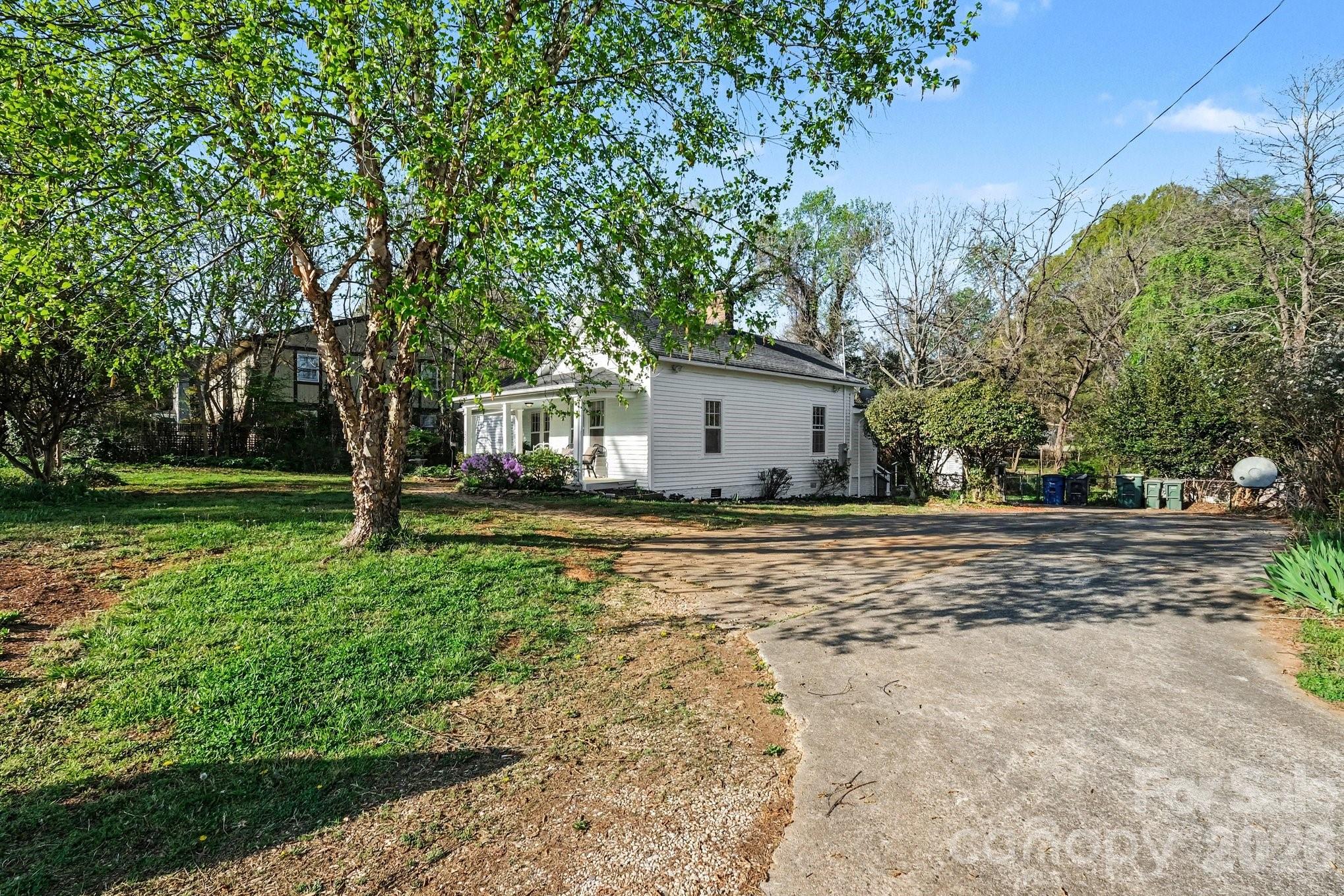 353 Kelly Street Statesville NC 28677