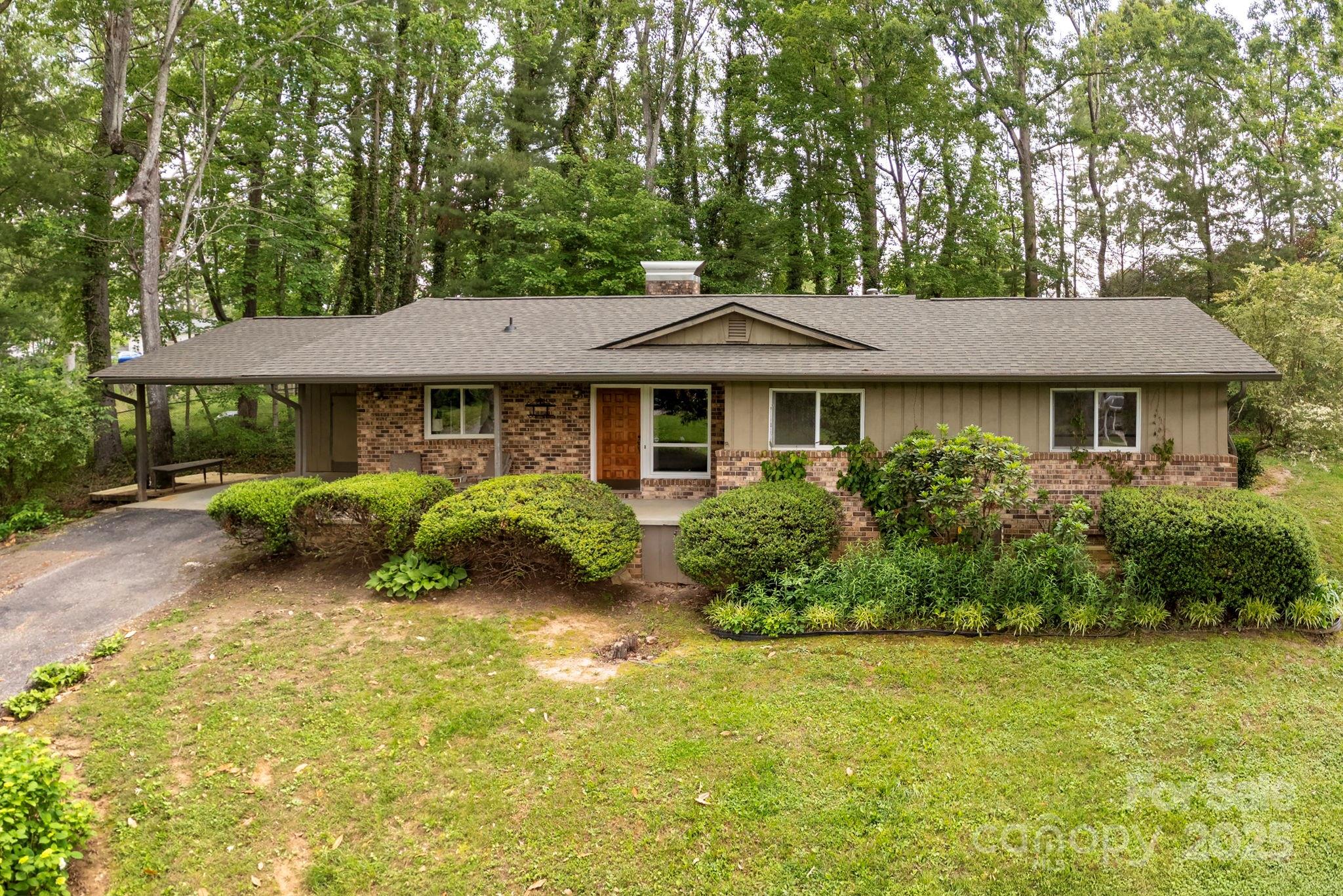 6 N Hudson Lane Fletcher NC 28732