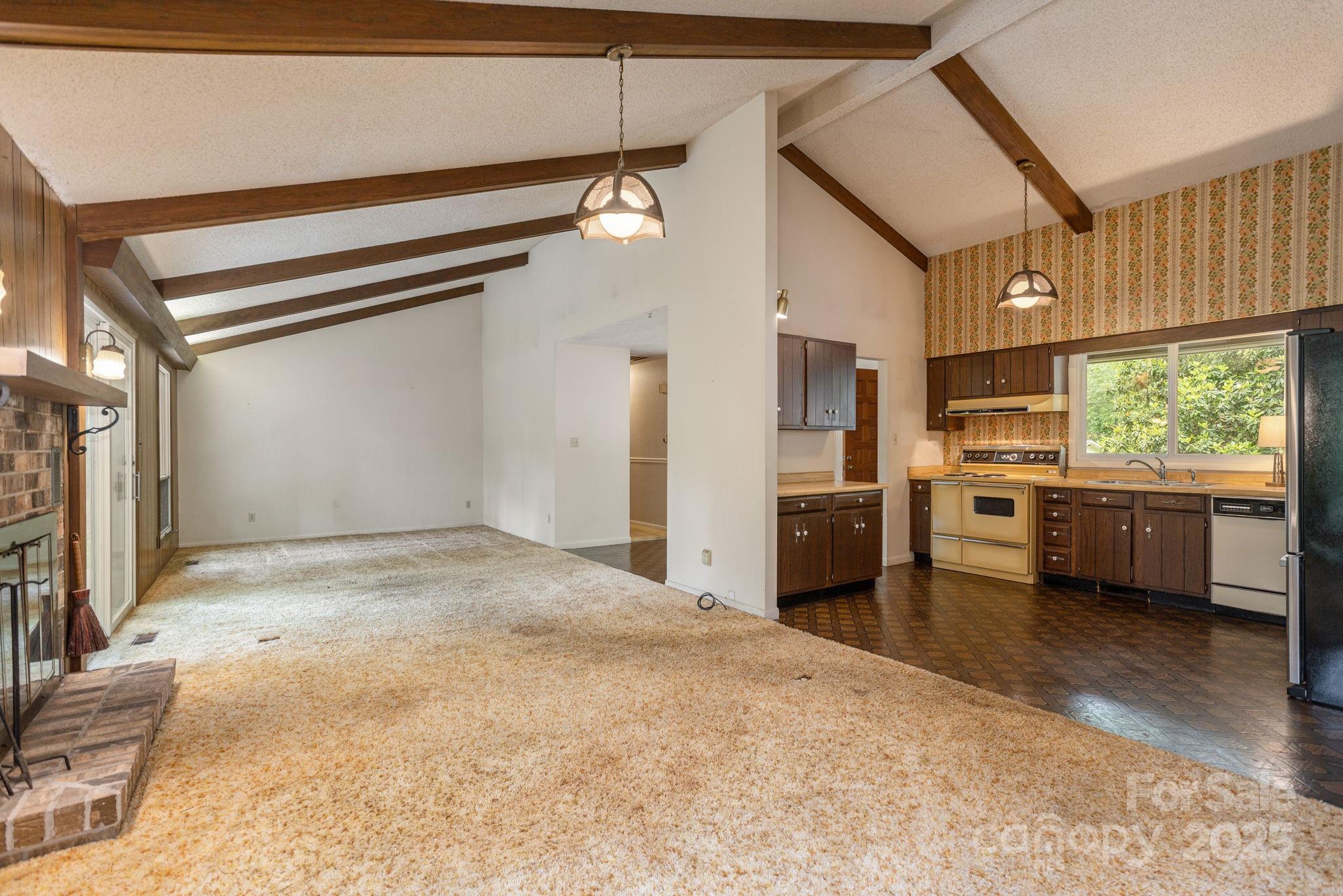 6 N Hudson Lane Fletcher NC 28732
