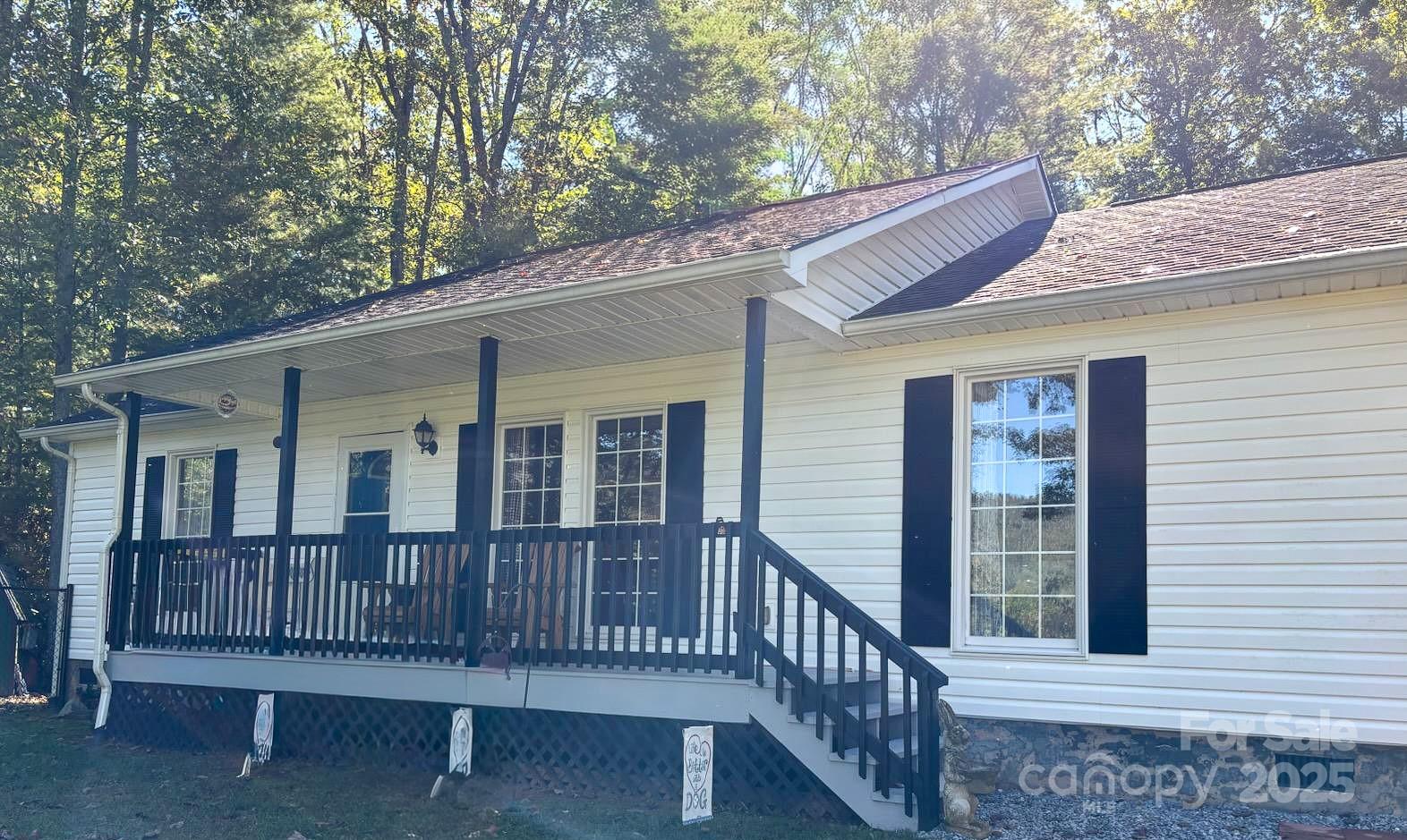 493 Spring Hill Road Bakersville NC 28705