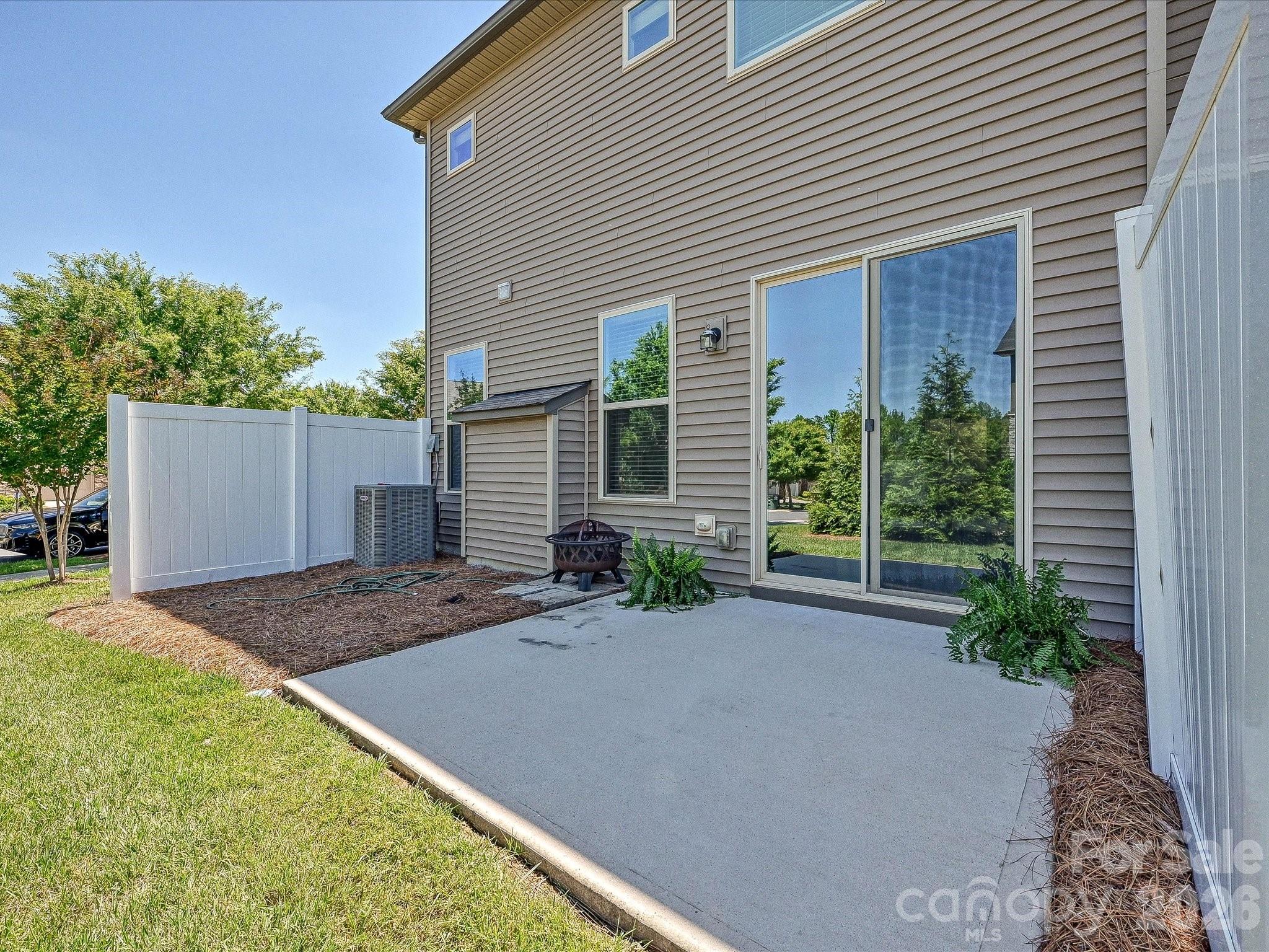 9238 Glenburn Lane Charlotte NC 28278