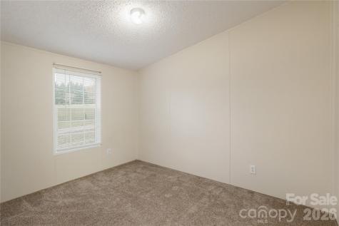 41 Little Hungry Road Hendersonville NC 28792