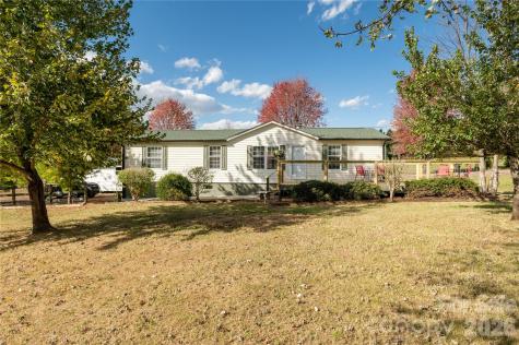 41 Little Hungry Road Hendersonville NC 28792