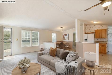 41 Little Hungry Road Hendersonville NC 28792