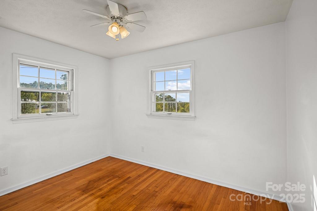 94 Church Street Weaverville NC 28787