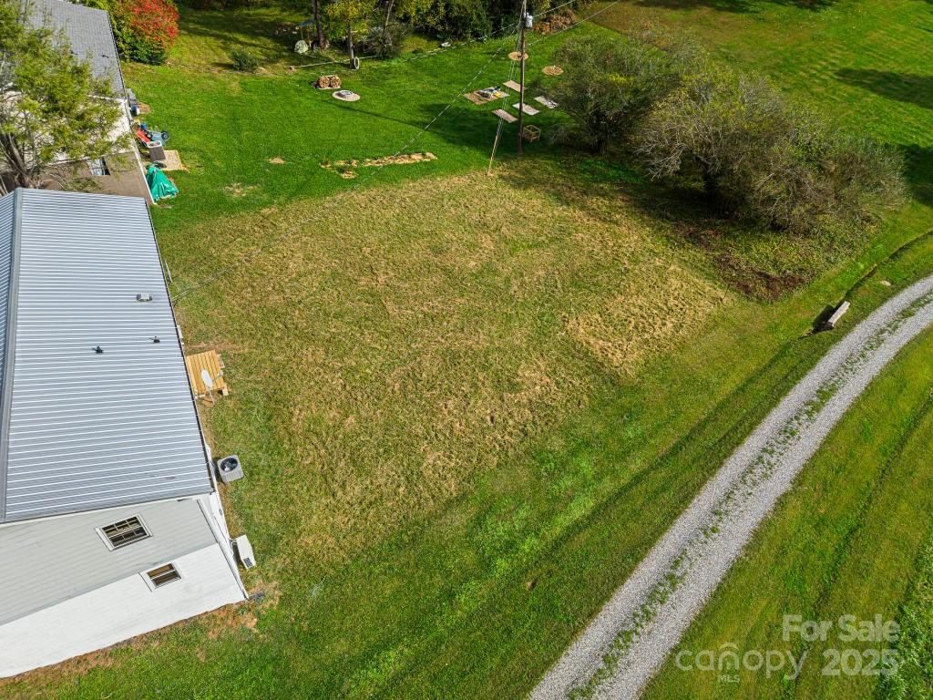 94 Church Street Weaverville NC 28787