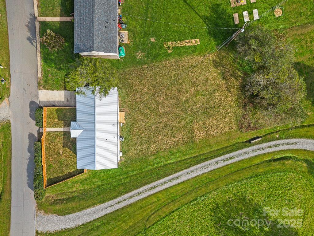 94 Church Street Weaverville NC 28787