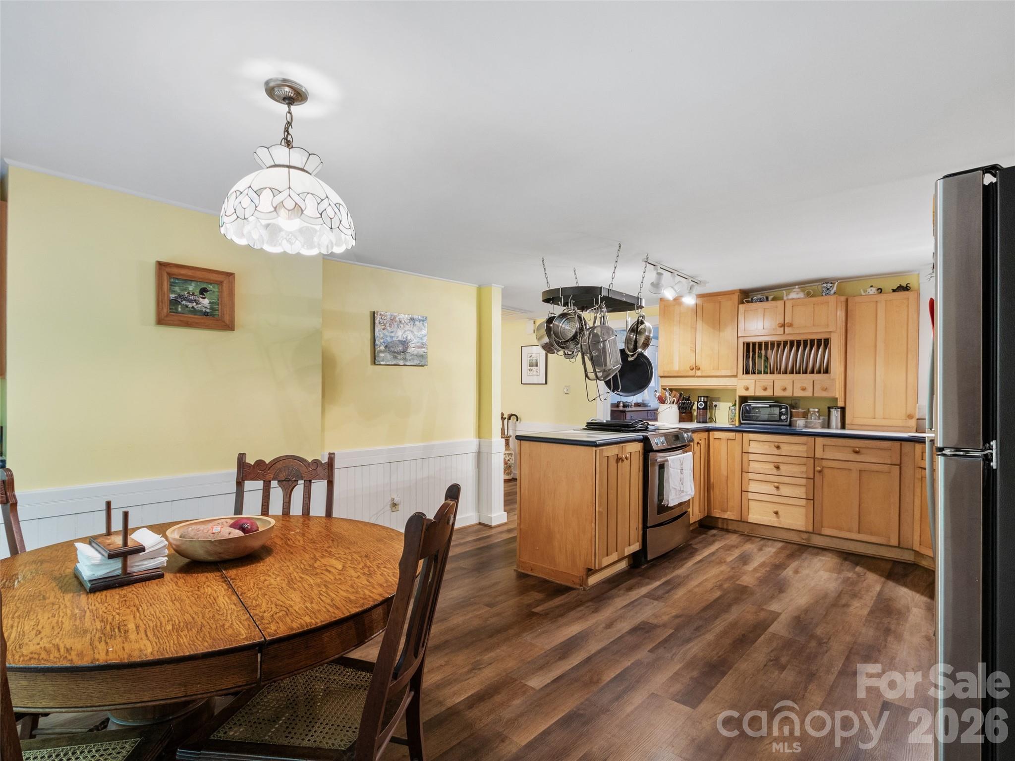 11820 State Highway 197 S Burnsville NC 28714