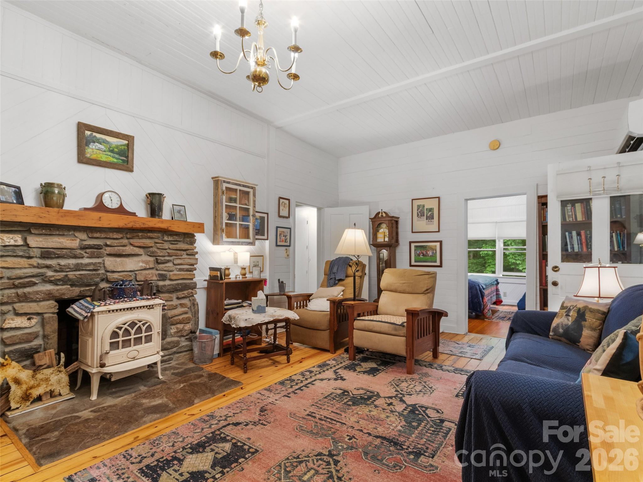 11820 State Highway 197 S Burnsville NC 28714