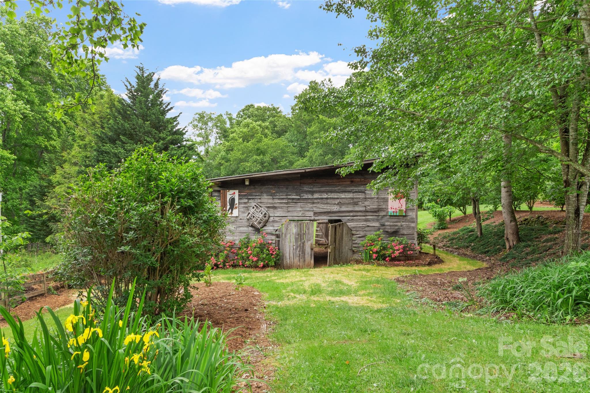 11820 State Highway 197 S Burnsville NC 28714