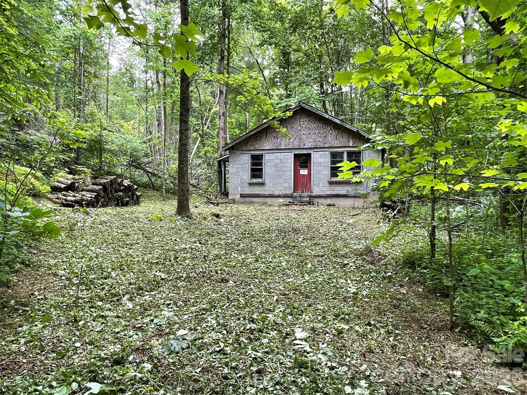 11820 State Highway 197 S Burnsville NC 28714