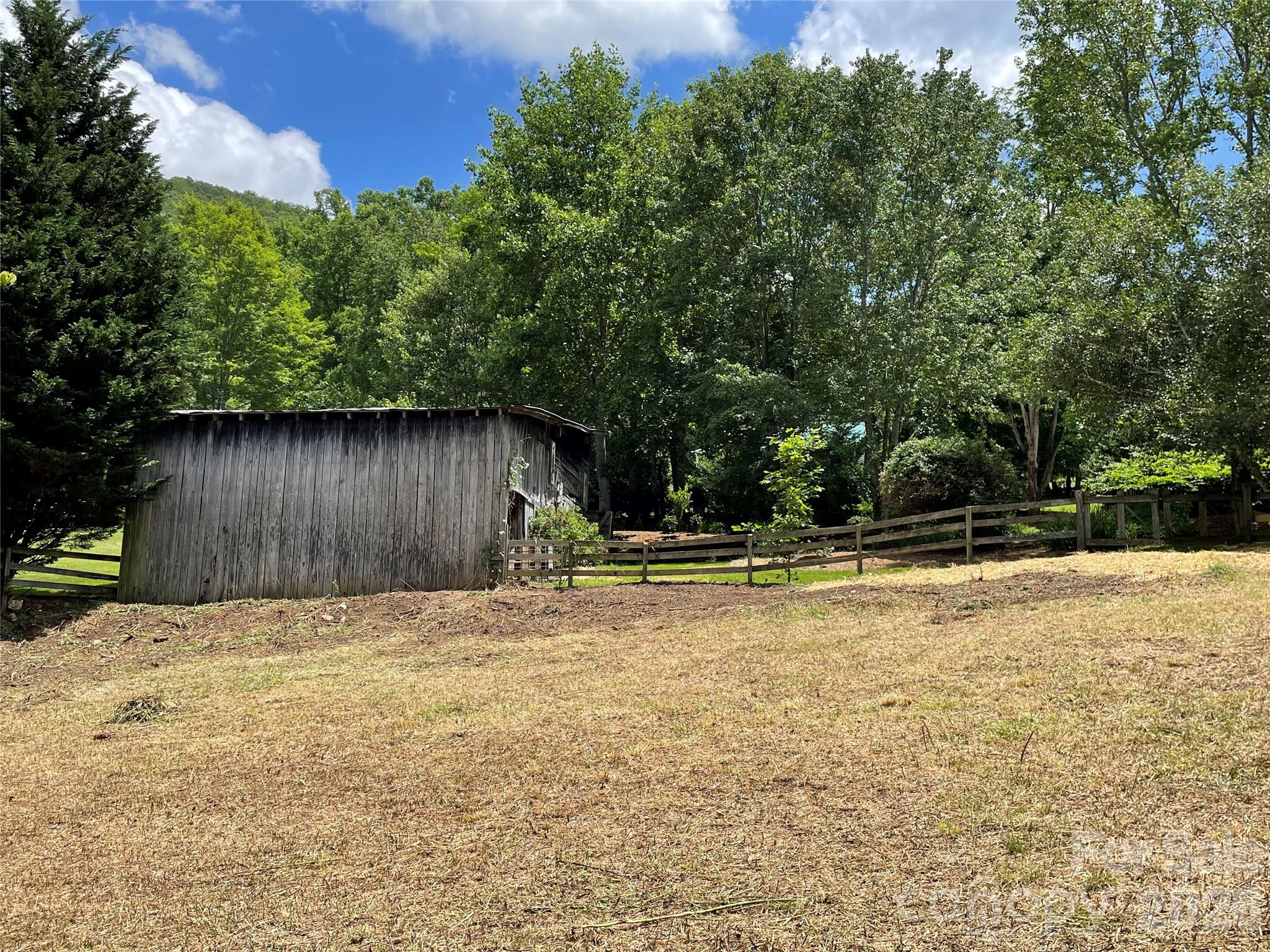 11820 State Highway 197 S Burnsville NC 28714