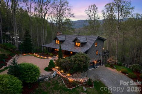151 Man O War South Vilas NC 28692
