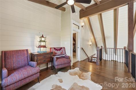 151 Man O War South Vilas NC 28692