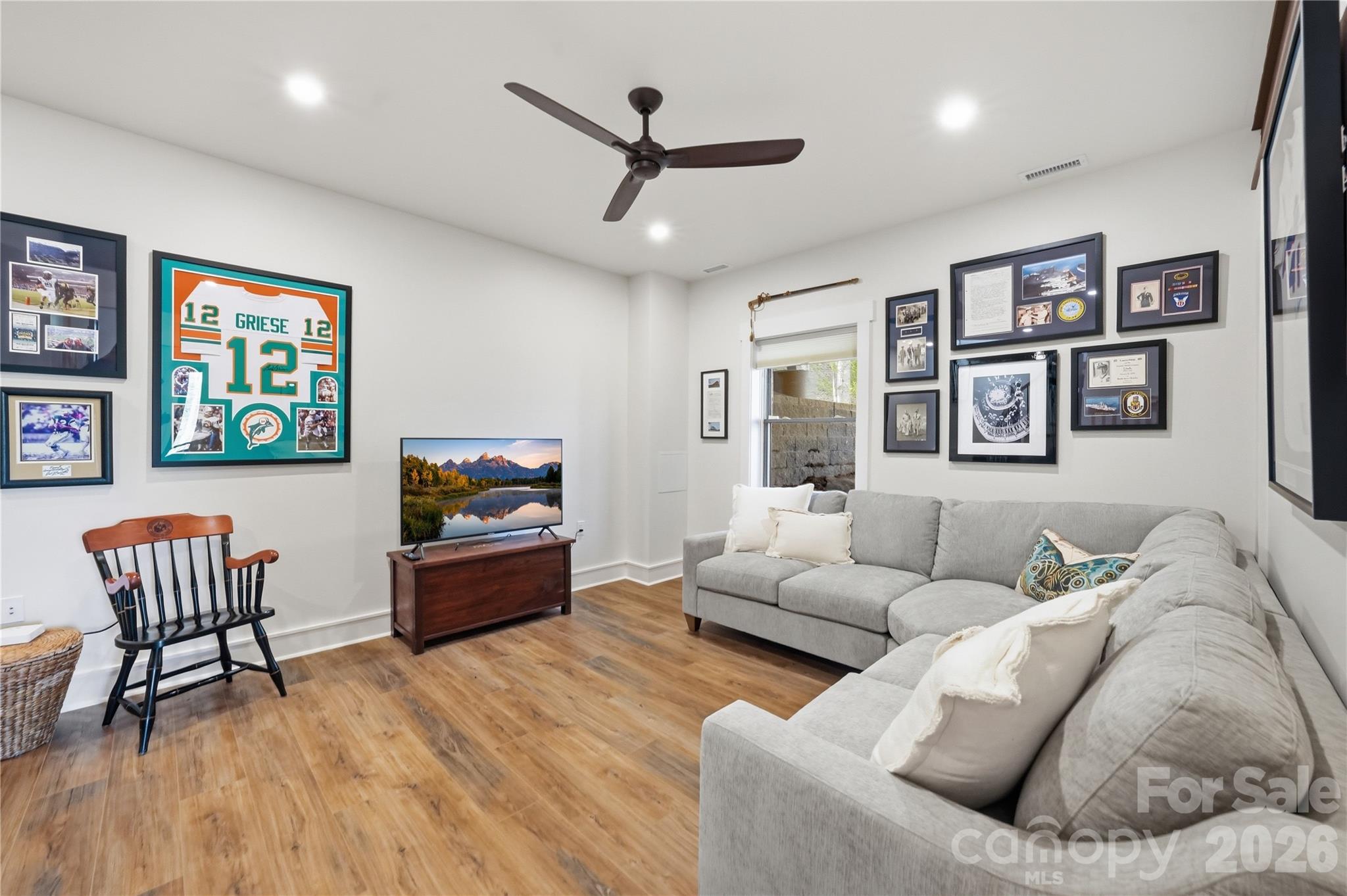 151 Man O War South Vilas NC 28692