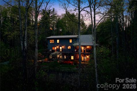 151 Man O War South Vilas NC 28692