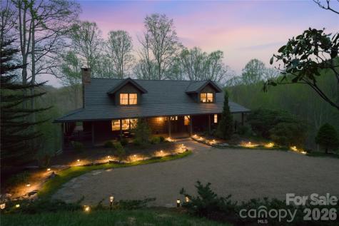 151 Man O War South Vilas NC 28692