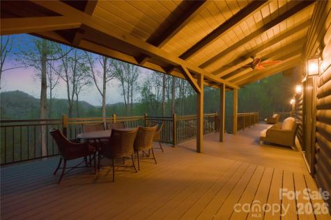 151 Man O War South Vilas NC 28692