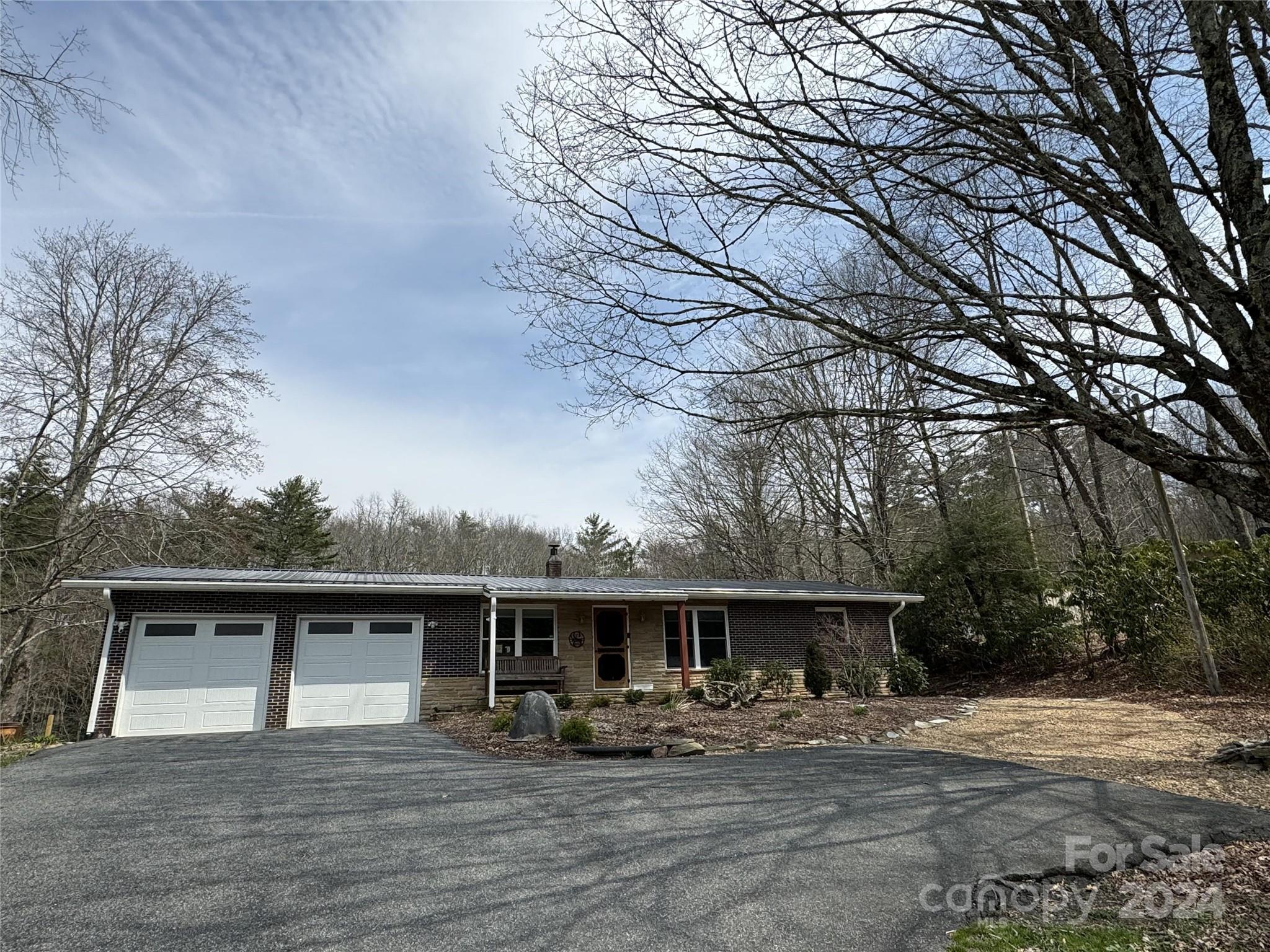 1631 Millers Gap Highway Newland NC 28657